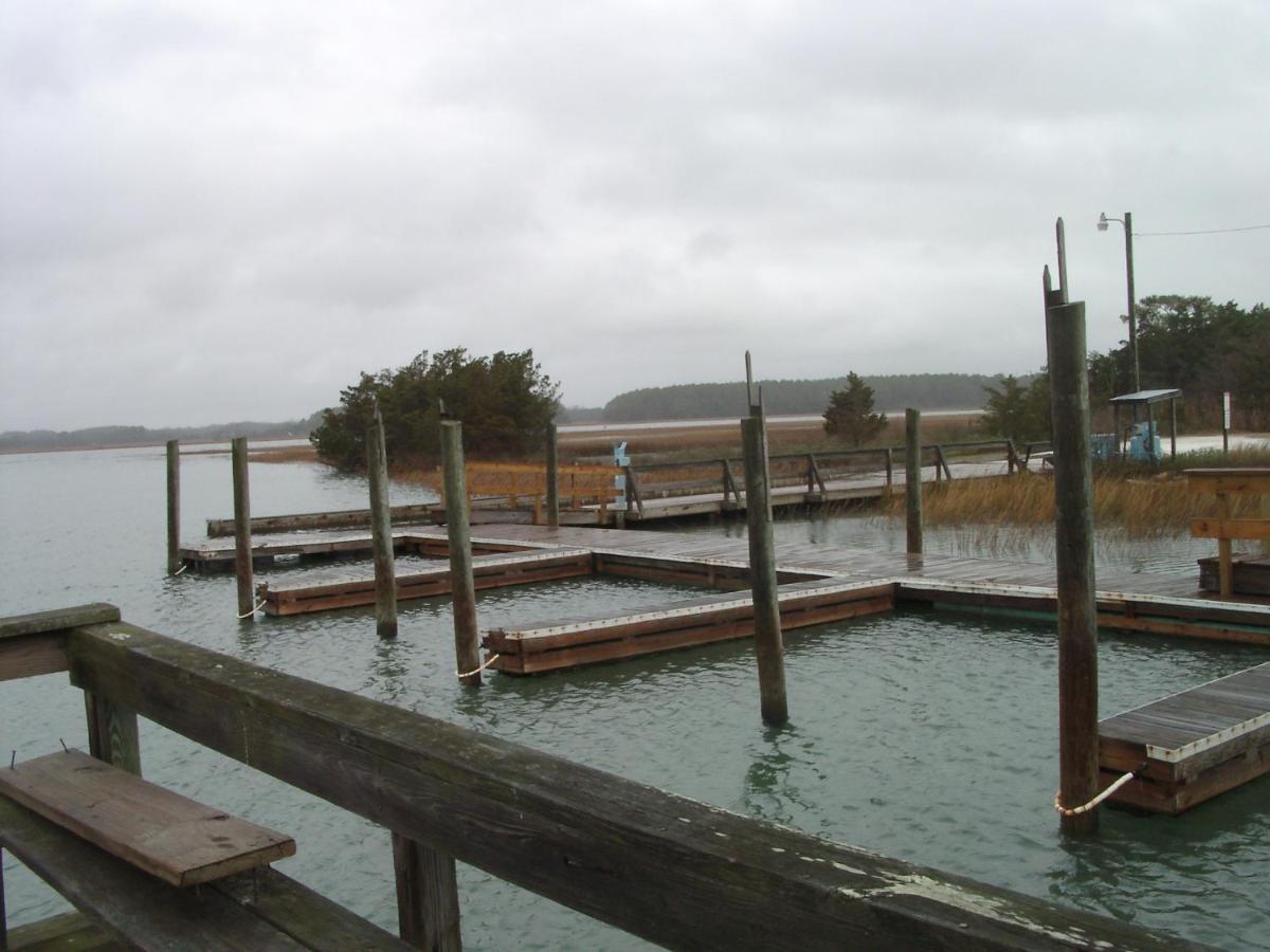 Virginia Landing Camping Resort Cabin 2 Quinby Экстерьер фото