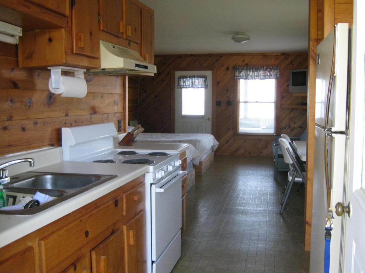 Virginia Landing Camping Resort Cabin 2 Quinby Экстерьер фото